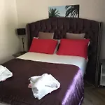 Valentina Guesthouse