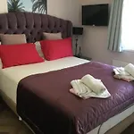 Valentina Guesthouse